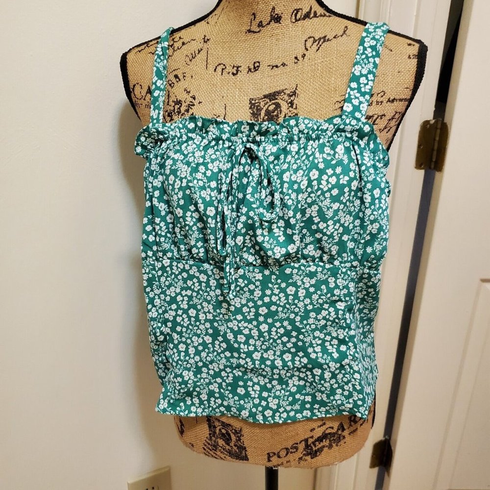 The General Good Green Floral Top Size L RN 31310